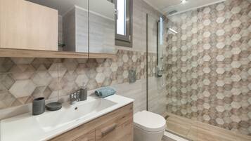 1 camera, materassi in memory foam, con stile personalizzato