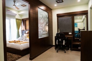 Royal-Zimmer