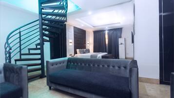 Diplomatic Suite | Living room | 49-inch Smart TV with satellite channels, TV, Netflix