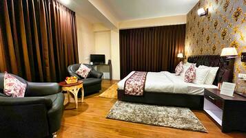 Habitación Premium doble, 1 cama doble | 1 dormitorio y wifi gratis