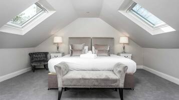 3 chambres, fer et planche Ă repasser, Wi-Fi, draps fournis