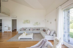 Smart TV - Lake Como, Villa La Grande Bellezza, pool and amazing view (Griante)