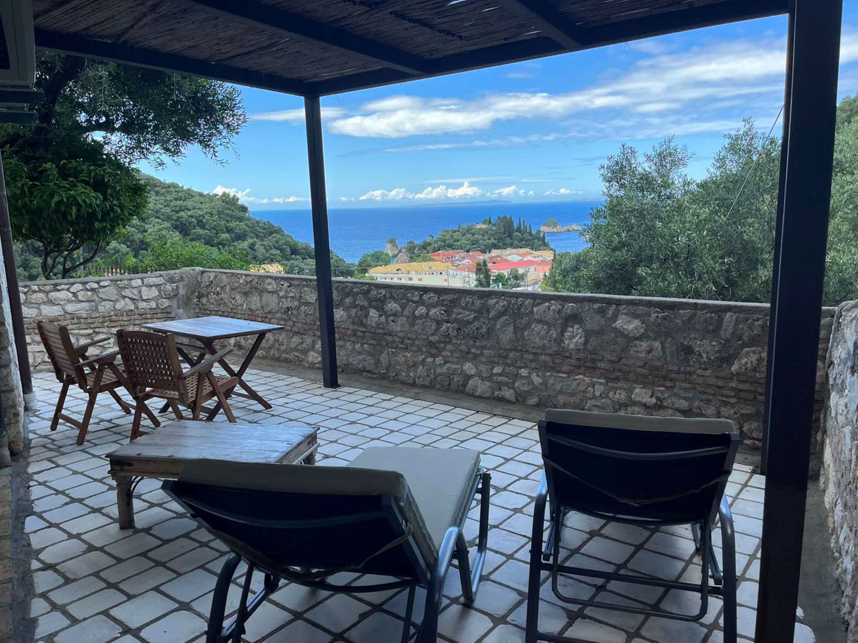 superior suite, sea view | 1 bedroom, hypo-allergenic bedding, in-room safe, soundproofing