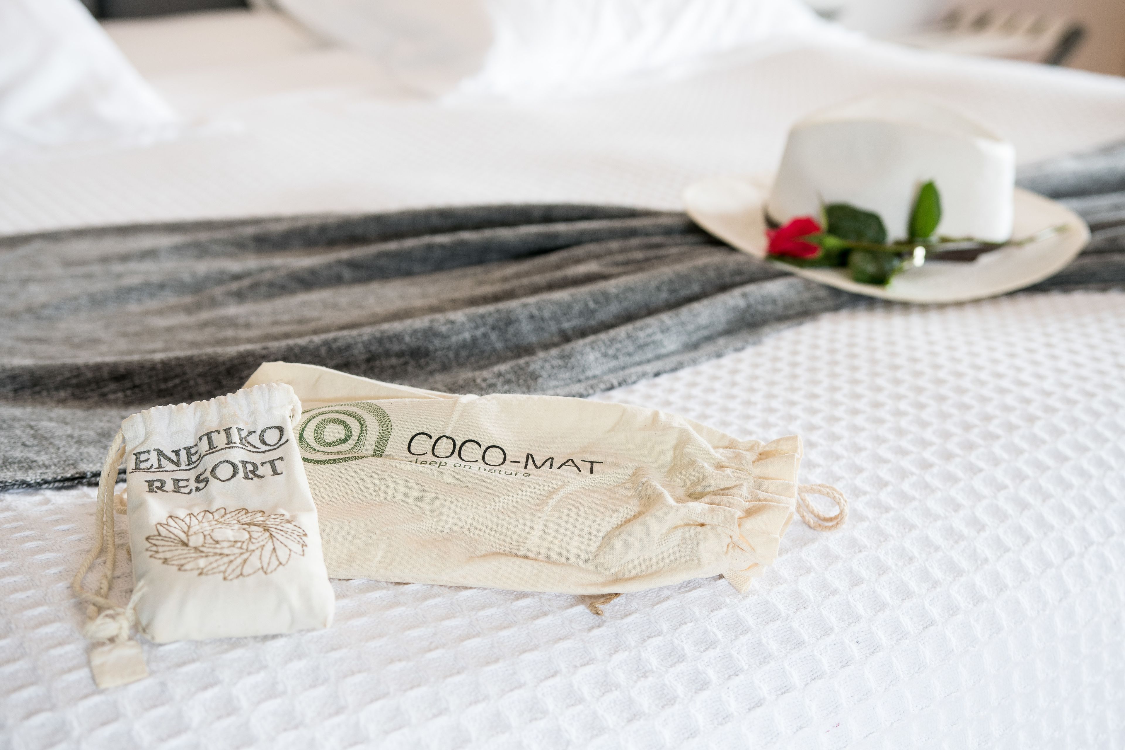 senior room, sea view | 1 bedroom, hypo-allergenic bedding, in-room safe, soundproofing