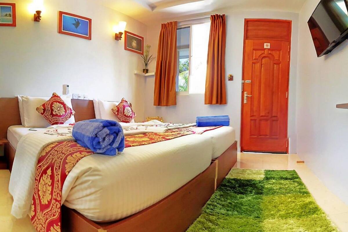 Deluxe Twin Room