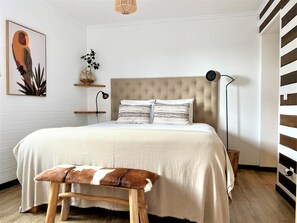 1 dormitorio, caja fuerte, tabla de planchar con plancha y wifi