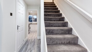 Hallway - The Birches (Crawley)