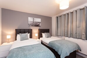 公寓, 多张床 | 埃及棉床单、高档床上用品、熨斗/熨衣板、免费 WiFi