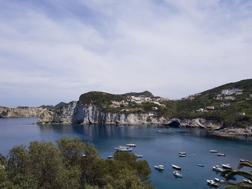 The house on the sea Ponza 