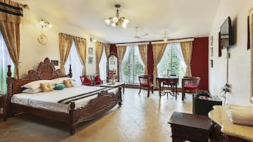 Victorian Suite | 1 室のベッドルーム、デスク、防音設備、ベッドシーツ