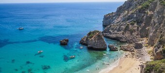 Lingon Gold Apartment, AC, Wifi, Balcony