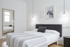 2 camere, insonorizzazione, ferro/asse da stiro, Wi-Fi gratuito