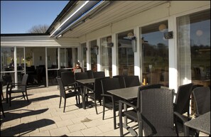 Outdoor dining - Varbergs GK Östra Hotell (Grimeton)