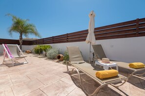 Outdoor pool, a heated pool - Narcissos Villa 2 (Paralimni)