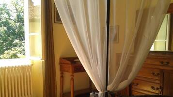 3 chambres, fer et planche Ă  repasser, lit parapluie, Wi-Fi gratuit