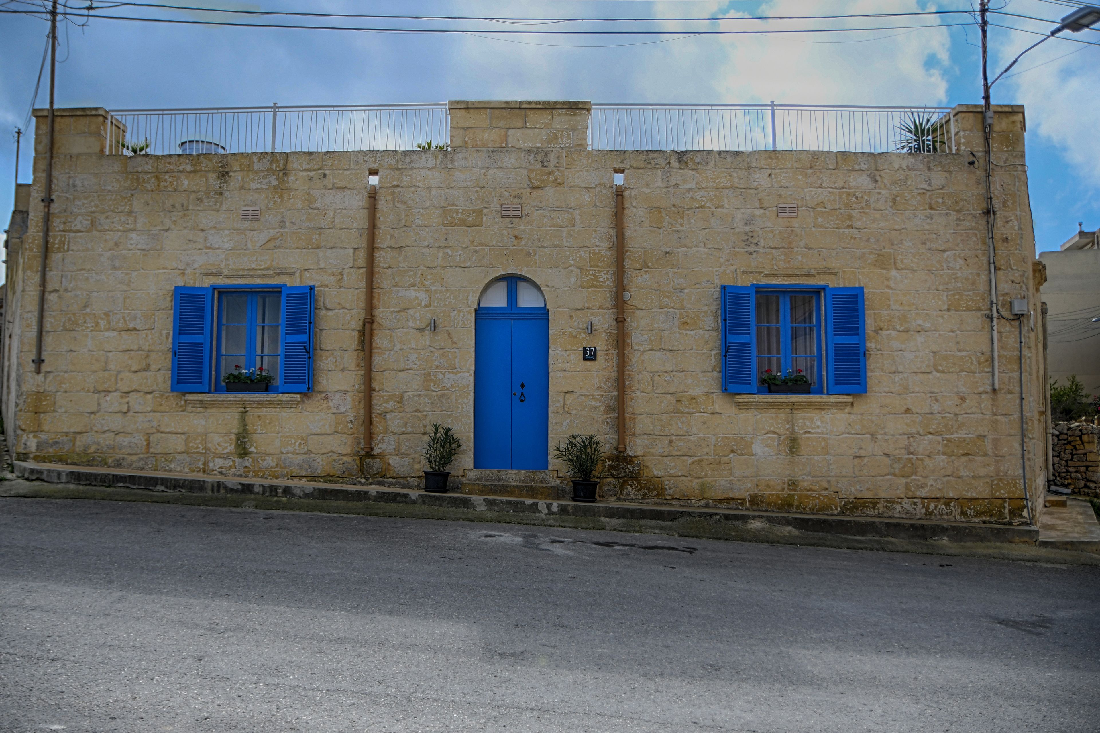 Bagian depan properti