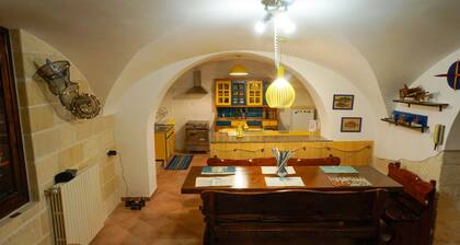 Entire Apartment | Free Wifi | Marine style furnishings