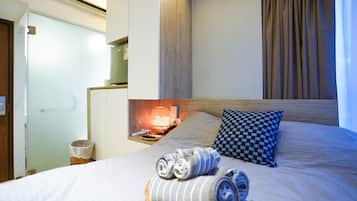 Blackout curtains, free WiFi, bed sheets