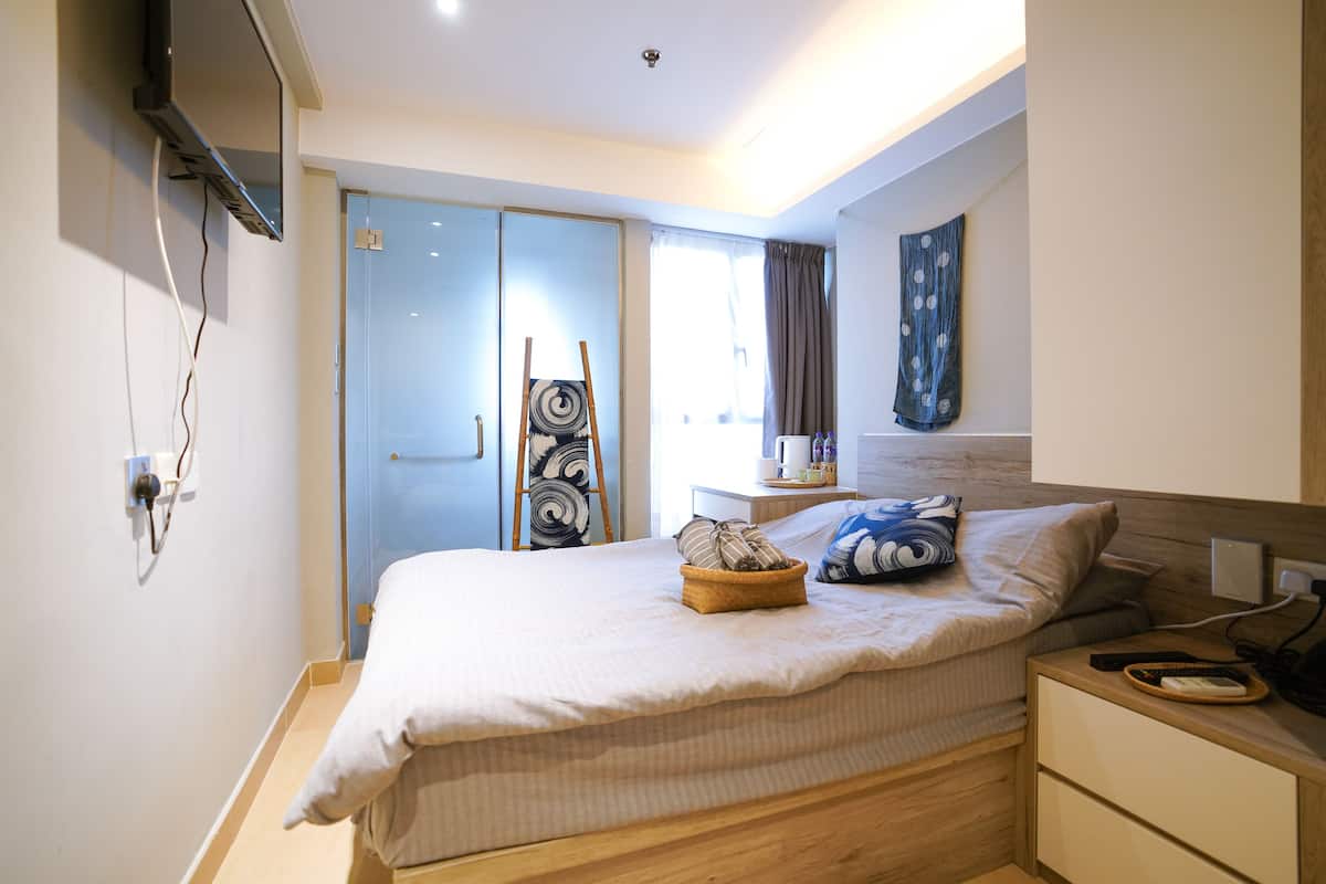 Habitación doble Deluxe | Cortinas blackout, wifi gratis y ropa de cama