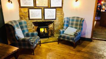 Bar (en el alojamiento)