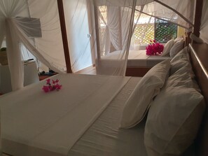 Deluxe Twin Room, 2 Double Beds | In-room safe, individually furnished, desk, laptop workspace - Baridi Villa (Kiwengwa)