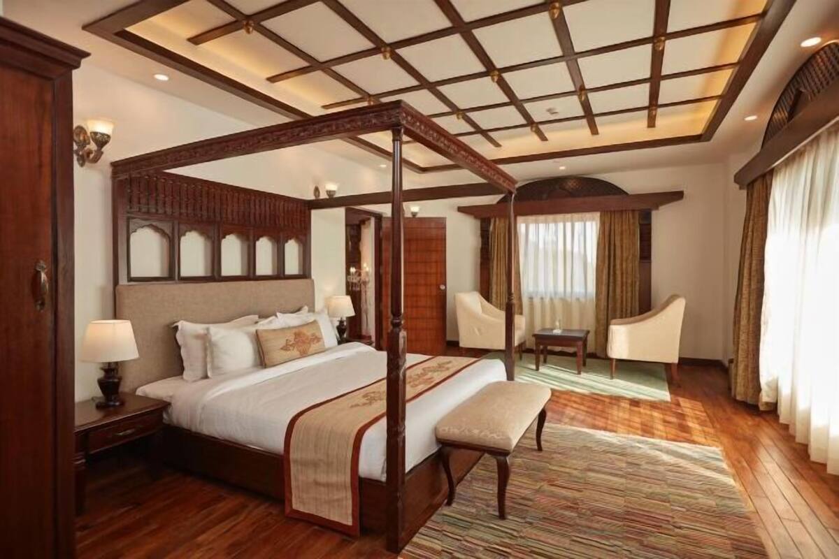 1 bedroom, premium bedding, in-room safe, desk
