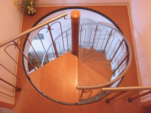 komfortable FHH für 4 P., Garten, Süd-West-Terrasse, Hafennähe, Haustier, WLAN