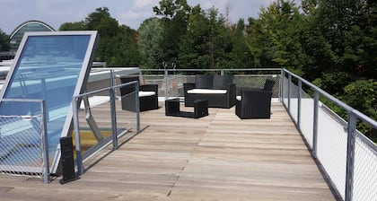 Casa flotante de lujo en el centro de Hamburgo con una vista clara