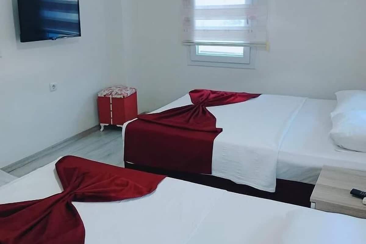 1 bedroom, memory foam beds, desk, blackout drapes