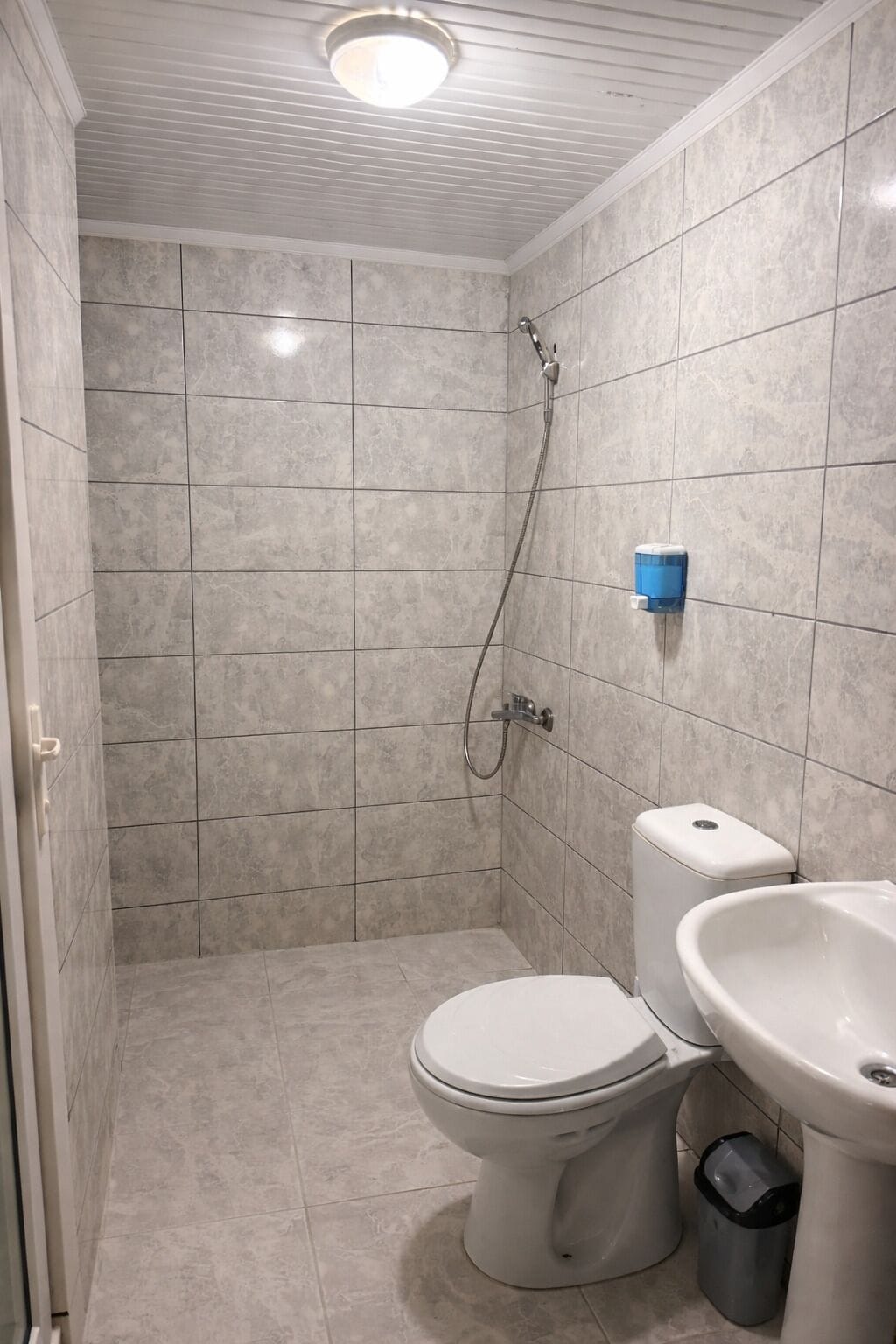 Standard Twin Room, City View | 1 bedroom, memory foam beds, desk, blackout drapes