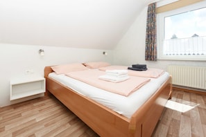1 Schlafzimmer, WLAN, Bettwäsche