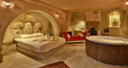 Eagle Cave Inn