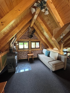Fernseher, Kamin