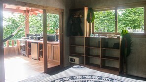 1 bedroom, in-room safe, travel crib, WiFi
