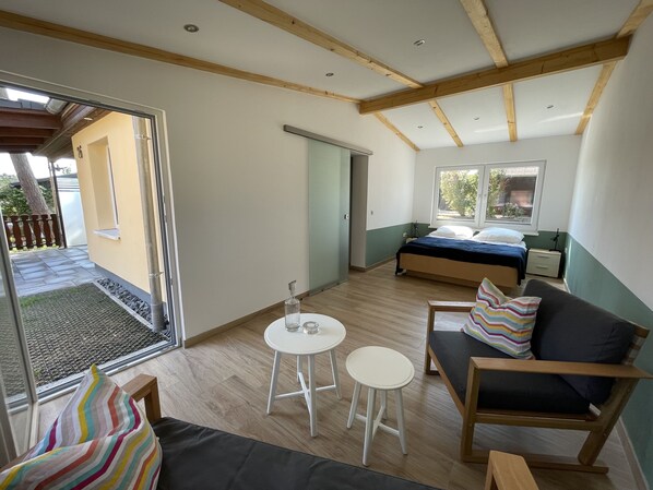 2 bedrooms, free WiFi