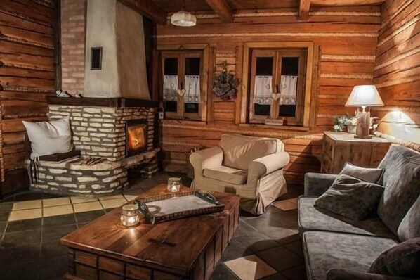 Living area - Holiday home with communal pool (Pilica)