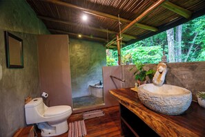 Shower, hair dryer, towels, soap - Simsalabim Jungleow slow down in the middle of the jungle (Cobano, Puntarenas,)