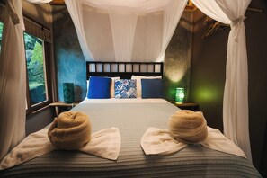 2 bedrooms, in-room safe, WiFi, bed sheets