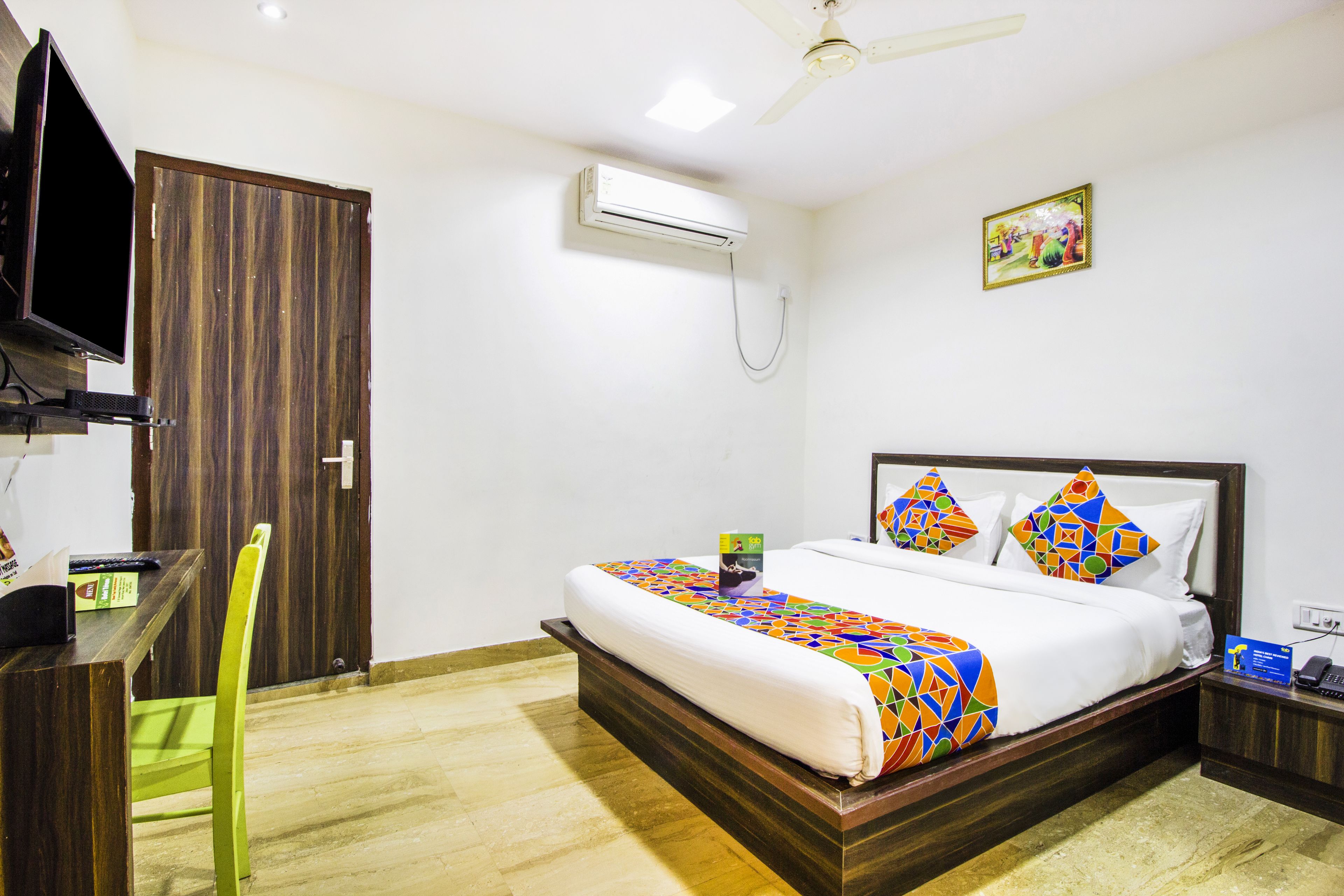 deluxe room, 1 double bed | view from room