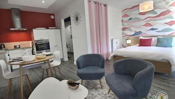 1 chambre, fer et planche Ă  repasser, Wi-Fi gratuit, draps fournis