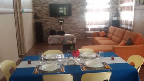Dining - Résidence Véronia Guest House (Port Mathurin)