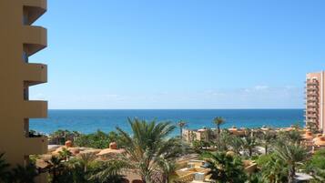 Condo, 1 Bedroom | Pemandangan pantai/laut