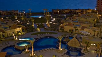 Condo, 1 Bedroom | Kolam renang terbuka | Kolam renang terbuka