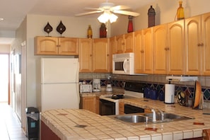 Apartment, 3 Schlafzimmer | Eigene Küche | Kühlschrank, Mikrowelle, Ofen, Herdplatte