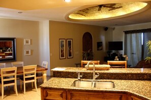 Condo, 2 Bedrooms | Private kitchen | Fridge, stovetop, dishwasher - Bella Sirena 2BR BA 601-v by Casago (Puerto Peñasco)