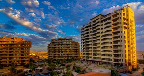 Condo, 1 Bedroom | Front of property