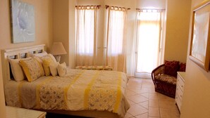 Condo, 2 Bedrooms