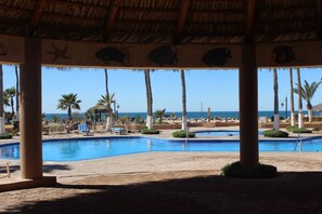 Room, 2 Bedrooms | Outdoor pool