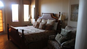 Condo, 2 quartos | 2 quartos, Wi-Fi de cortesia, roupa de cama