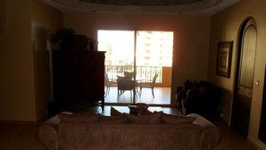 Appart'hôtel, 2 chambres | Vue de la chambre